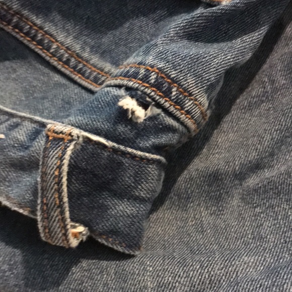 American Eagle Mom Jeans, size=2 short - Picture 3 of 7